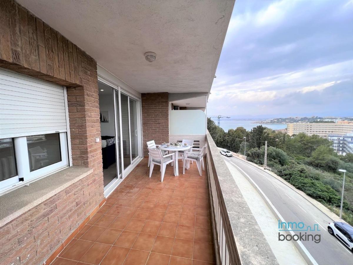 Sun Beach CYE Salou, climatizado, piscina y Pk Exterior foto